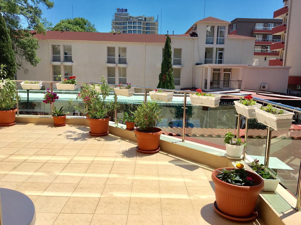 Maverick Hotel Sunny Beach Eksteriør billede