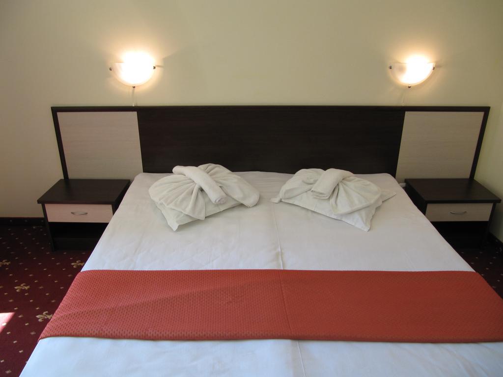 Maverick Hotel Sunny Beach Værelse billede